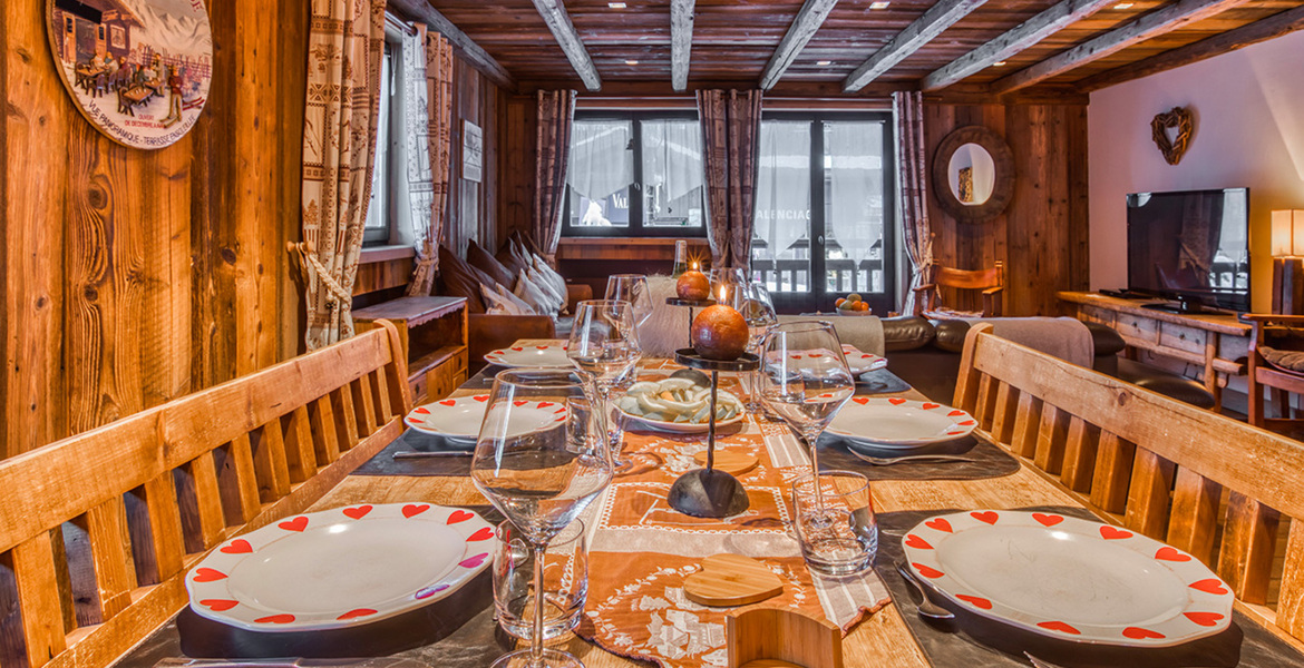 Un appartement à louer à Courchevel 1850 au design alpin 