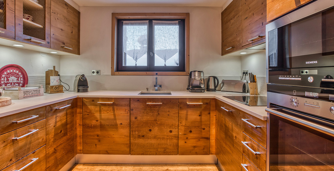 Un appartement à louer à Courchevel 1850 au design alpin 