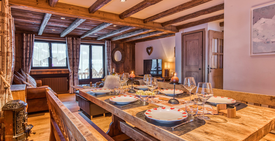 Un appartement à louer à Courchevel 1850 au design alpin 