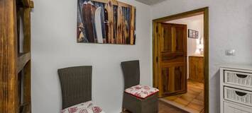 This chalet for rental accommodates 6 adults and 2 children 