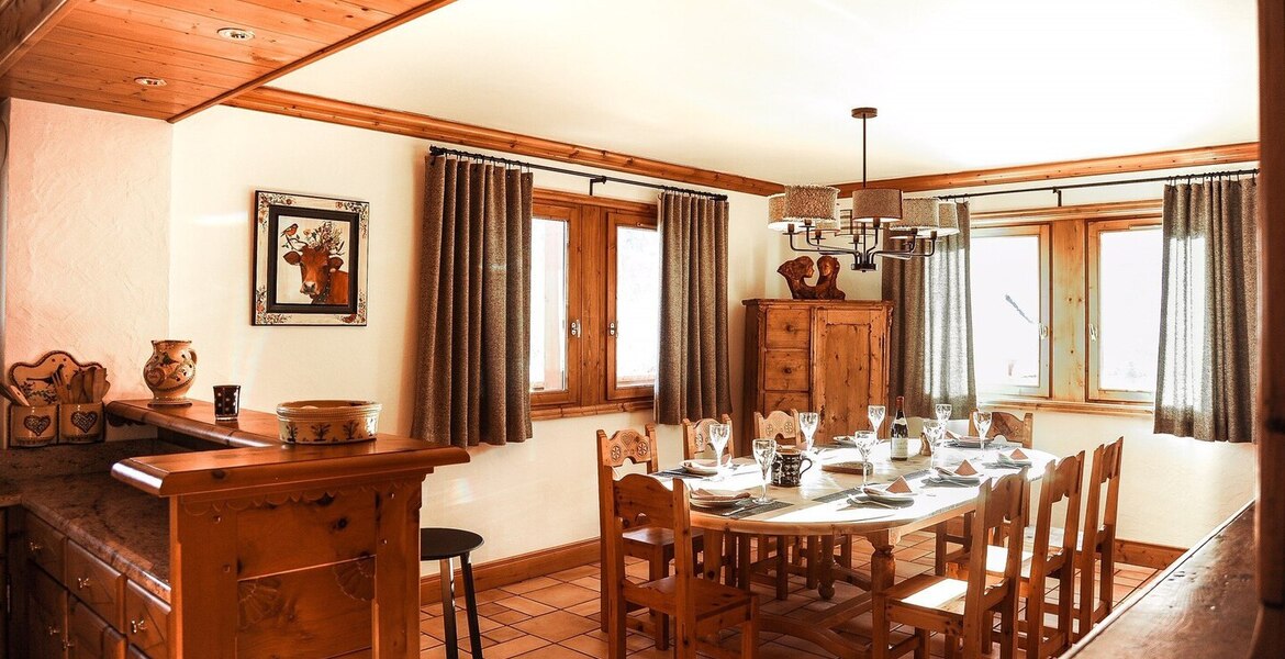 Chalet for rental in Le Raffort, Méribel  with 215 sqm 