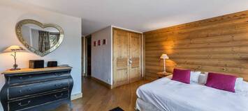 Apartment for rental is located in the Plantret Courchevel 