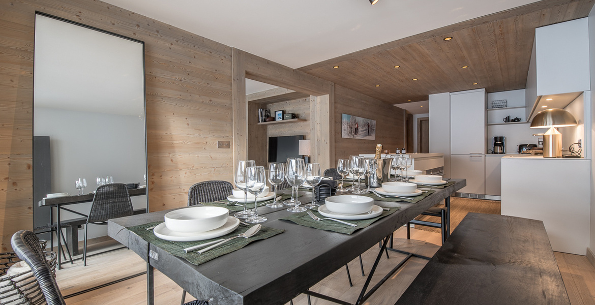 Apartment offers an exceptional and sunny view in Courchevel