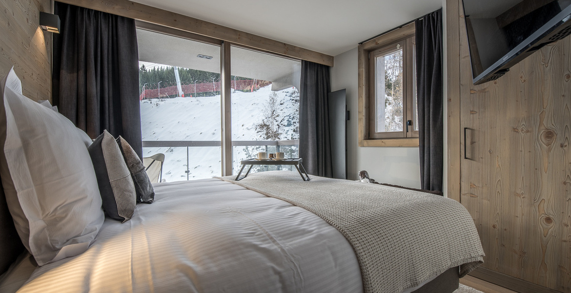 Apartment offers an exceptional and sunny view in Courchevel