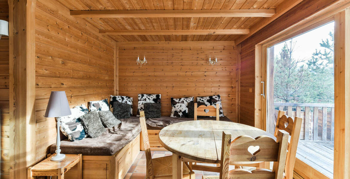 Nice small chalet in Bellecôte area in Courchevel 1850 