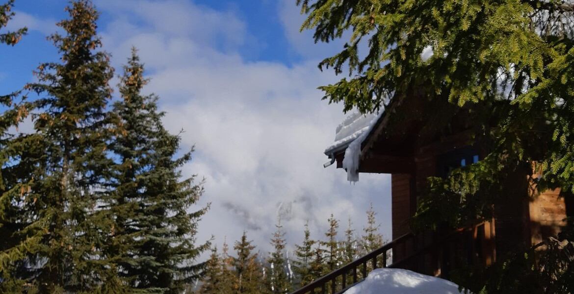 Bonito chalet pequeño en la zona de Bellecôte en Courchevel 