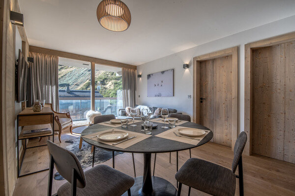 Stunning new apartment at the foot of the slopes, Courchevel