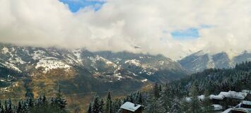 L'appartement est au coeur du centre piétonnier de La Tania