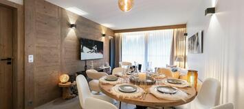 This is a magnificent apartment located in Courchevel 1550 