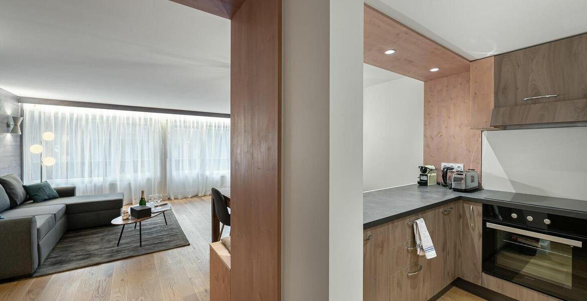 The apartment is ideally located in Jardin Alpin