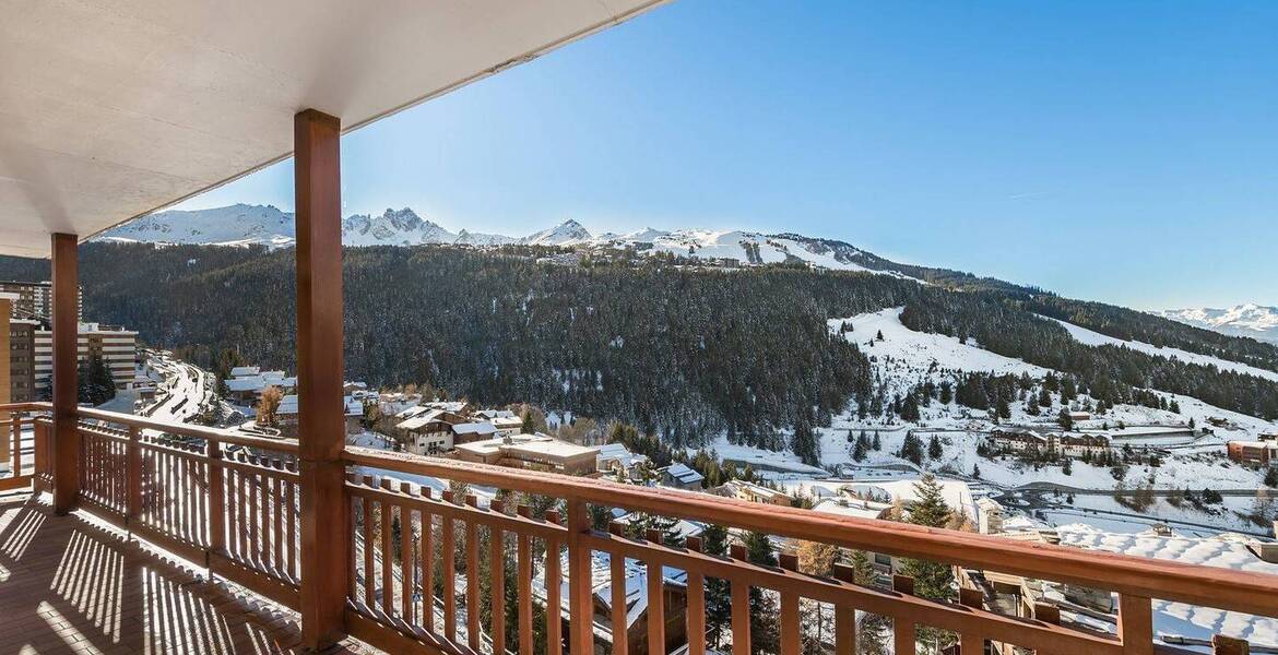 The flat is a large two bedroom flat located in Courchevel 