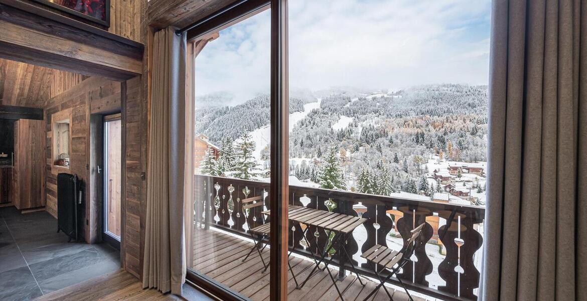 This apartment on the top floor of the residence in Méribel 