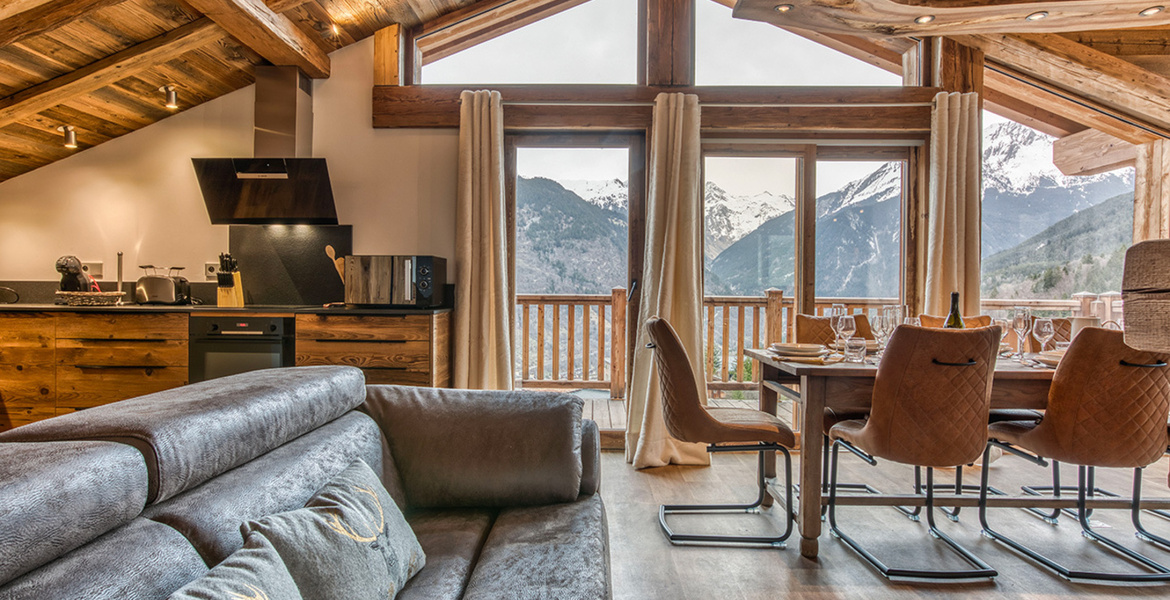 Chalet á MÉRIBEL à louer 130 m² 