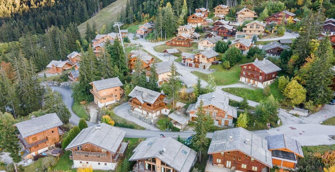 Chalet à louer à La Tania Avec ses 6 chambres, 230 m² 