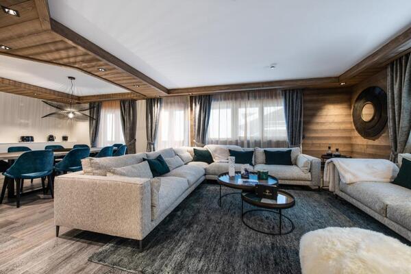 Apartment in Courchevel 1650 Moriond for rental with 145 m²