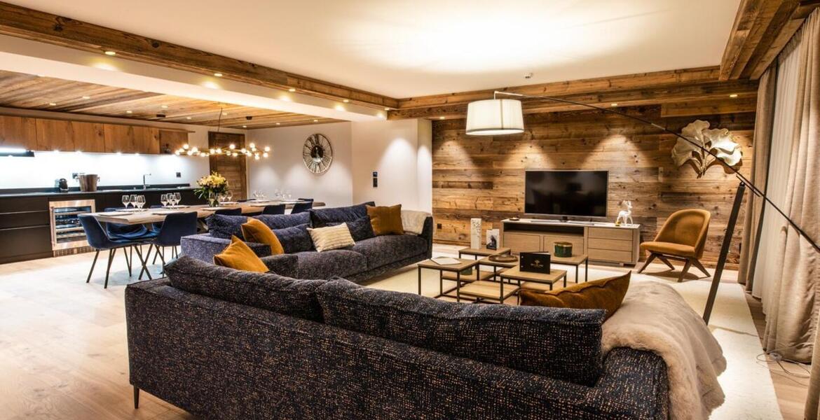 Ubicado en Courchevel Moriond con 195 m² construidos