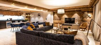 Ubicado en Courchevel Moriond con 195 m² construidos