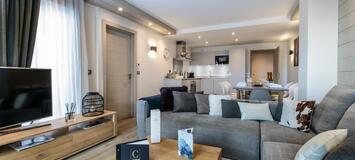 Vous offre un agréable espace de vie de 84m2 Courchevel 