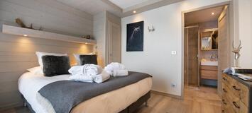 Vous offre un agréable espace de vie de 84m2 Courchevel 