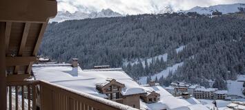 This magnificent penthouse has 3 bedrooms Courchevel