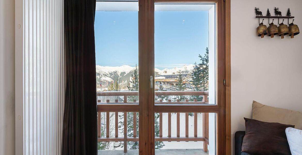 This cosy apartment for rental is located in Courchevel 1650