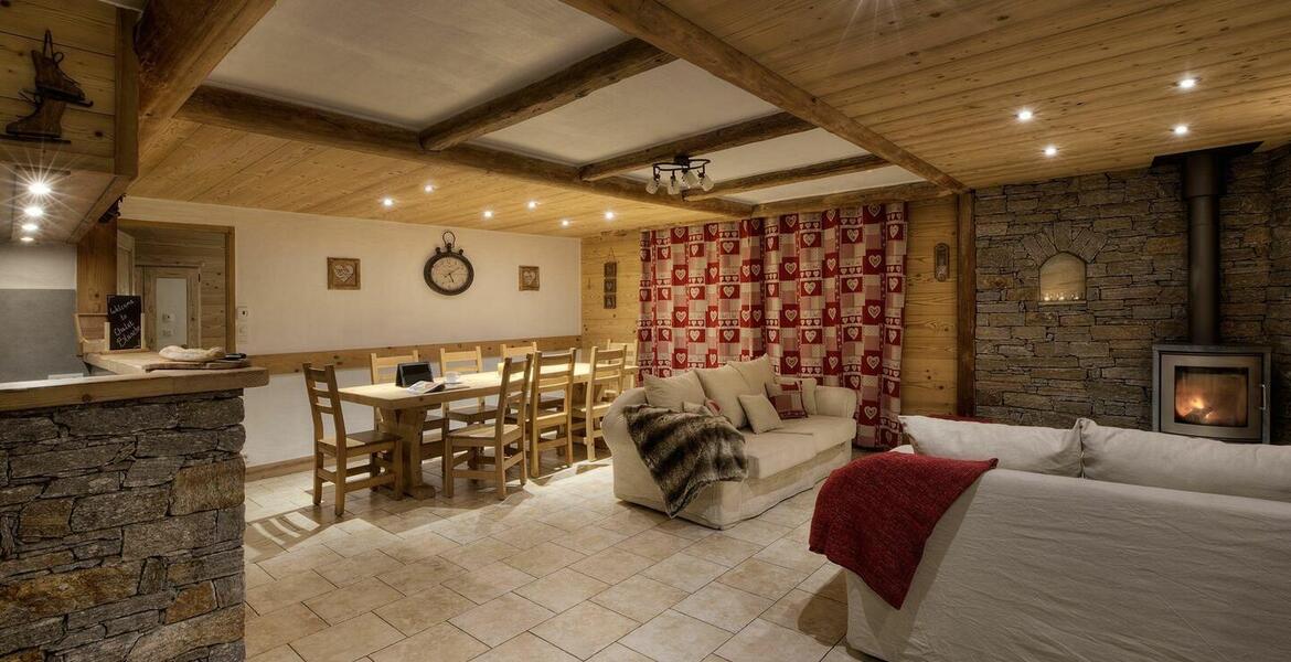 Este chalet en alquiler de 165 m2, con su decoración 