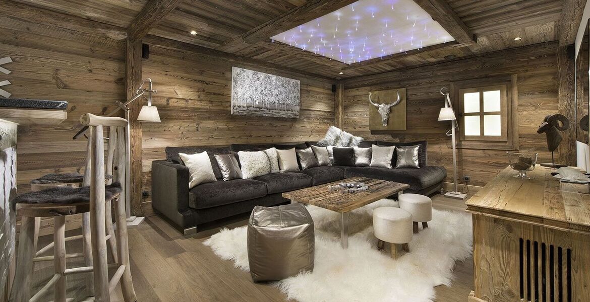 5 bedroom 270sqm Chalet for rent in Courchevel Village 1550 