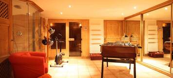 Chalet for rent in Jardin Alpin Courchevel 1850 4 bedrooms