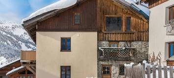 Chalet with 2 bedrooms in Méribel Village with 58 sqm