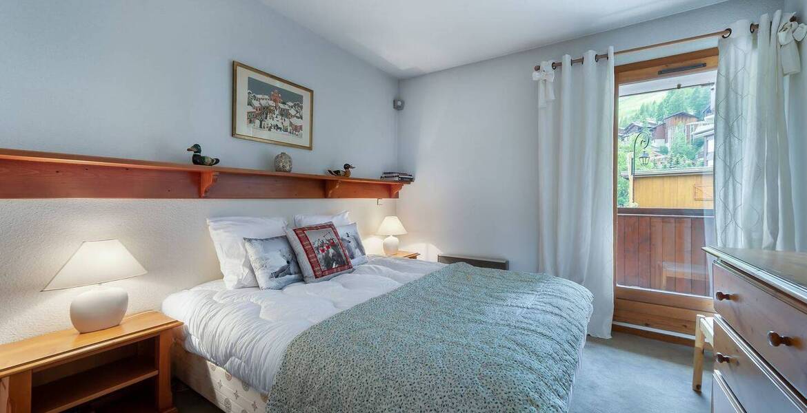 A charming duplex apartment. It is located in Val d'Isère 