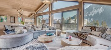 Chalet for rent in Le Belvedere, Courchevel Moriond 560m²