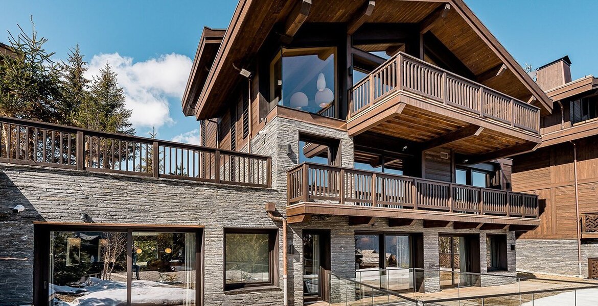 Chalet for rent in Le Belvedere, Courchevel Moriond 560m²