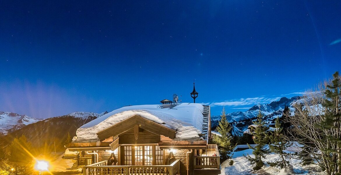 Newly renovated chalet for rent in Courchevel 1850 with 400m