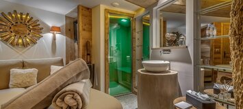 Newly renovated chalet for rent in Courchevel 1850 with 400m