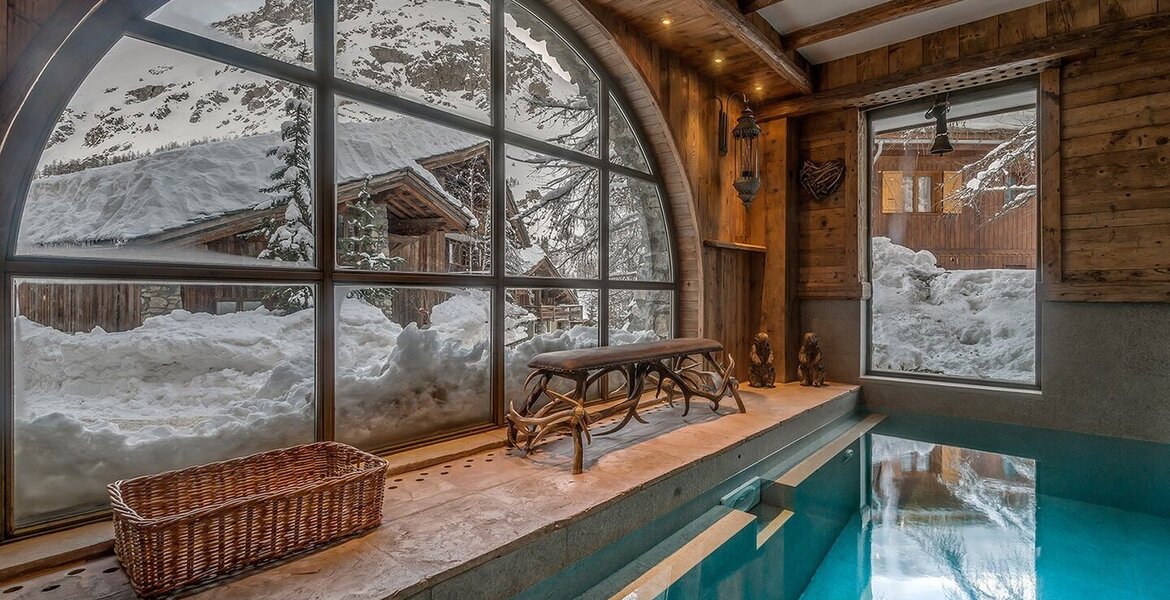 Extraordinaire chalet à louer à Val d'Isère avec 800 m² 