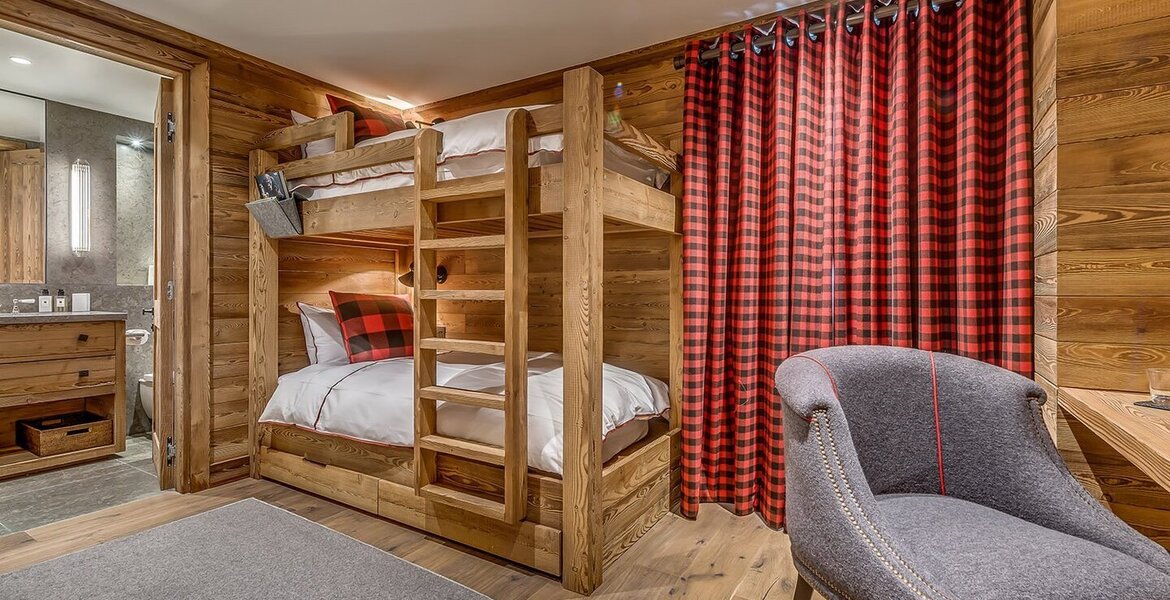 Luxury Ski-in/Ski-out Rental Apartment in Méribel