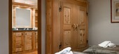 Luxury 5-Bedroom Ski Apartment in Heart of Courchevel 1850