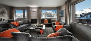 Located in a luxury residence, ski-in ski-out, magnificent