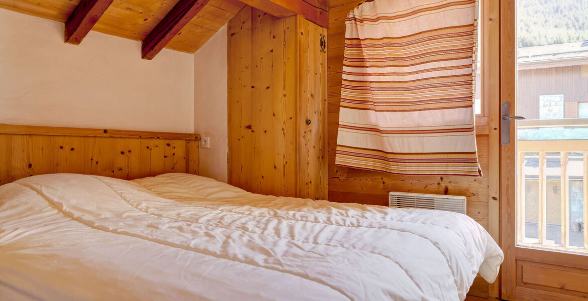 Beau chalet de 3 chambres de 80 m2 à louer à Courchevel 1300