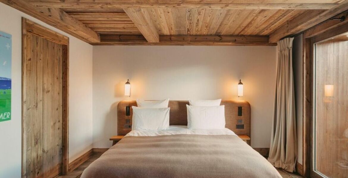 Chalet for rent in Bellecôte, Courchevel 1850 with 530 sqm