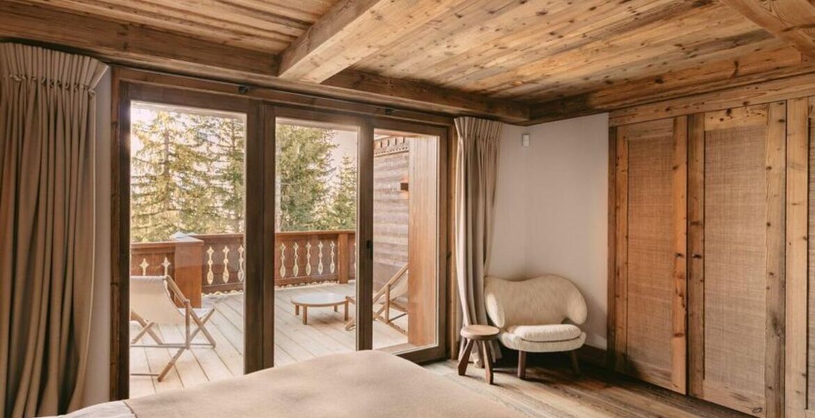 Chalet for rent in Bellecôte, Courchevel 1850 with 530 sqm