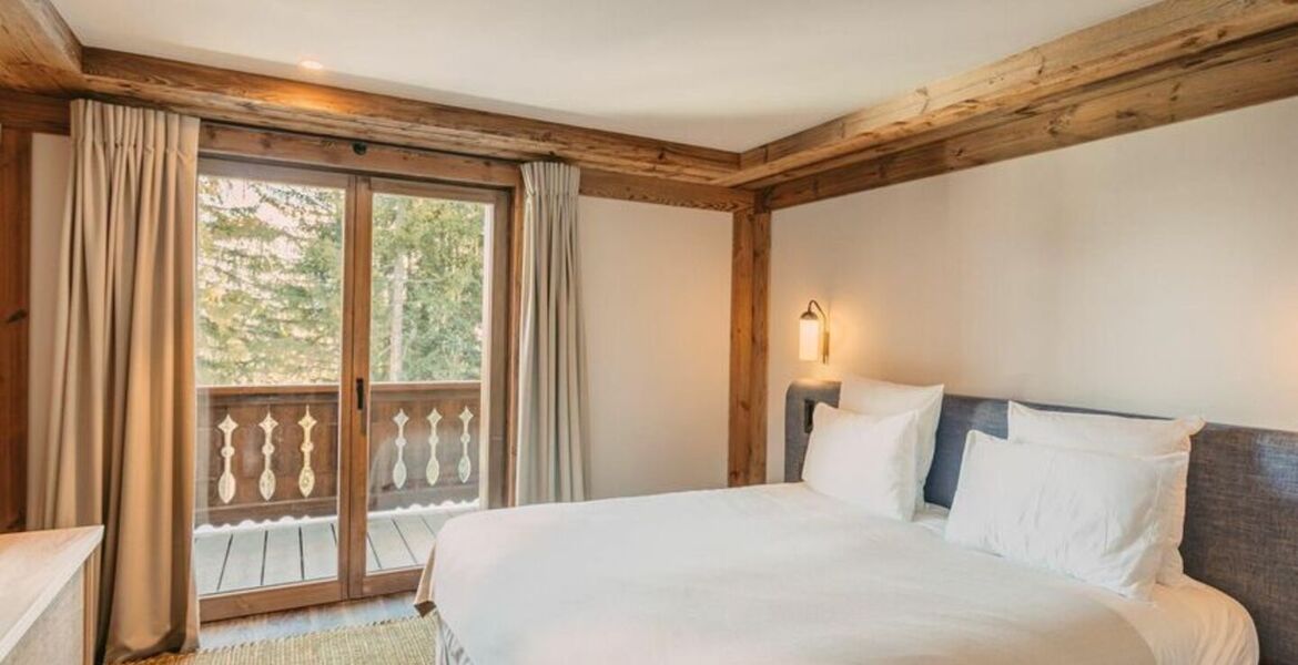 Chalet for rent in Bellecôte, Courchevel 1850 with 530 sqm