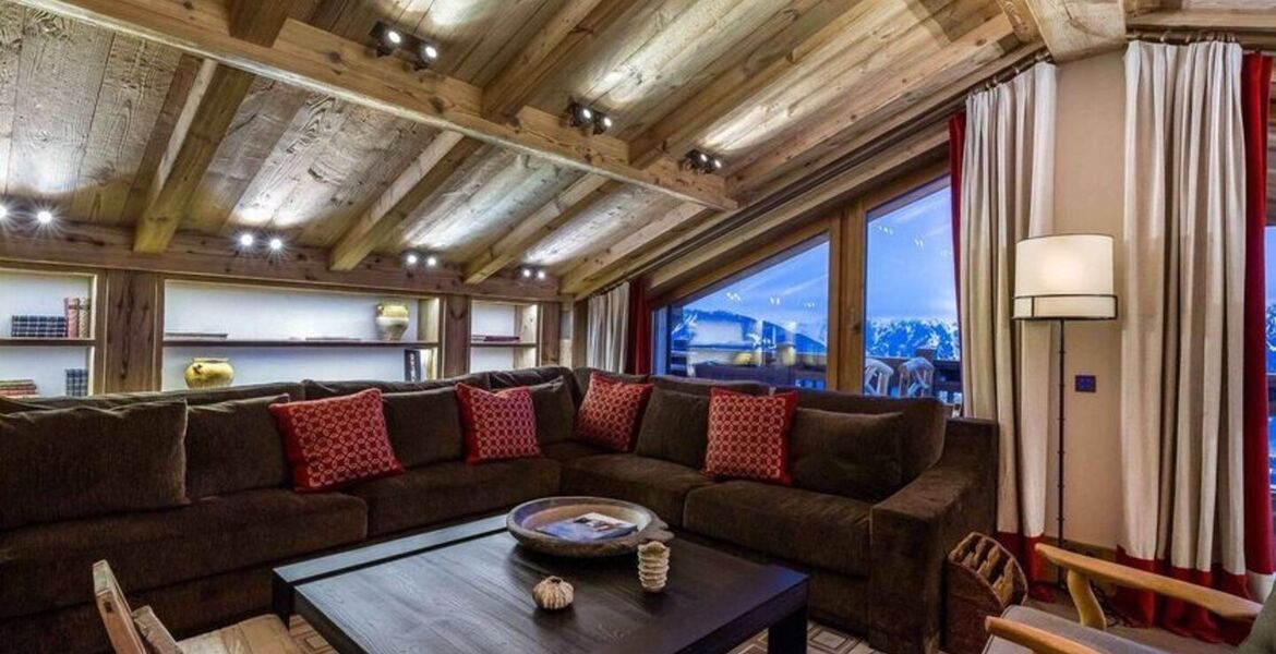 Chalet for rent in Plantret, Courchevel 1850 with 518 sqm