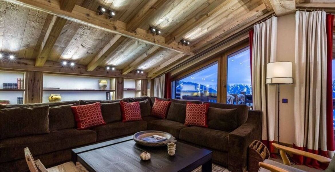 Chalet for rent in Plantret, Courchevel 1850 with 518 sqm