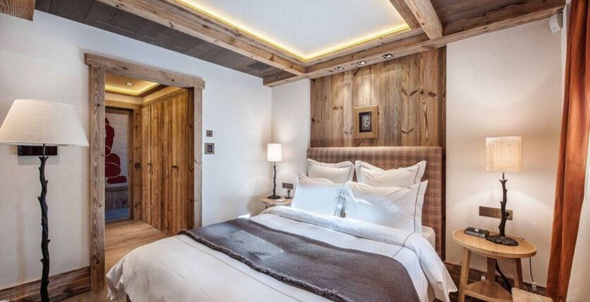 Chalet for rent in Plantret, Courchevel with 890 sqm 