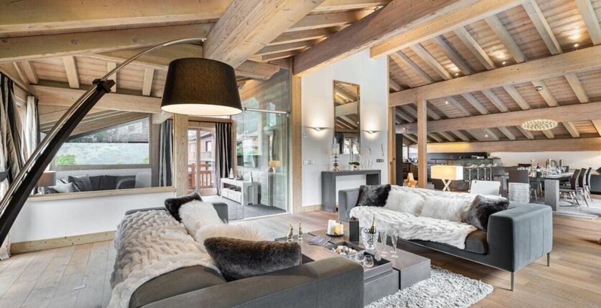 A superb chalet located a few steps from Courchevel le Praz 