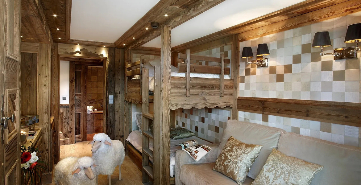 Chalet for rent in Plantret, Courchevel 1850 with 420 sqm 