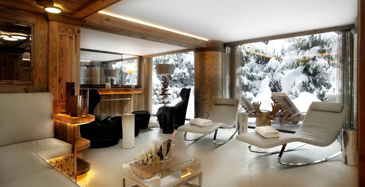 Chalet for rent in Plantret, Courchevel 1850 with 420 sqm 