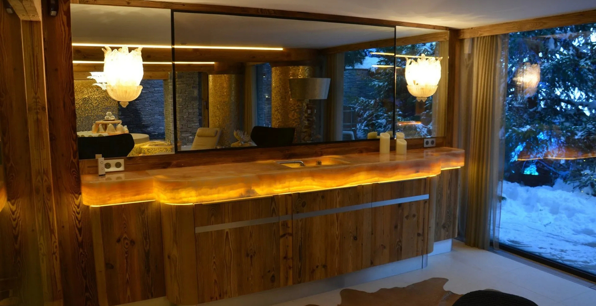 Chalet for rent in Plantret, Courchevel 1850 with 420 sqm 