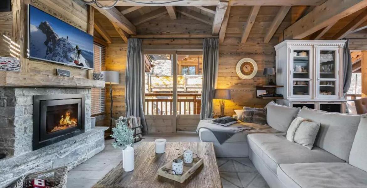 COURCHEVEL VILLAGE 1550 Chalet for rent with 148 sqm 